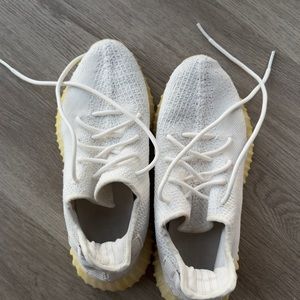 Yeezy boost 350 white shoes